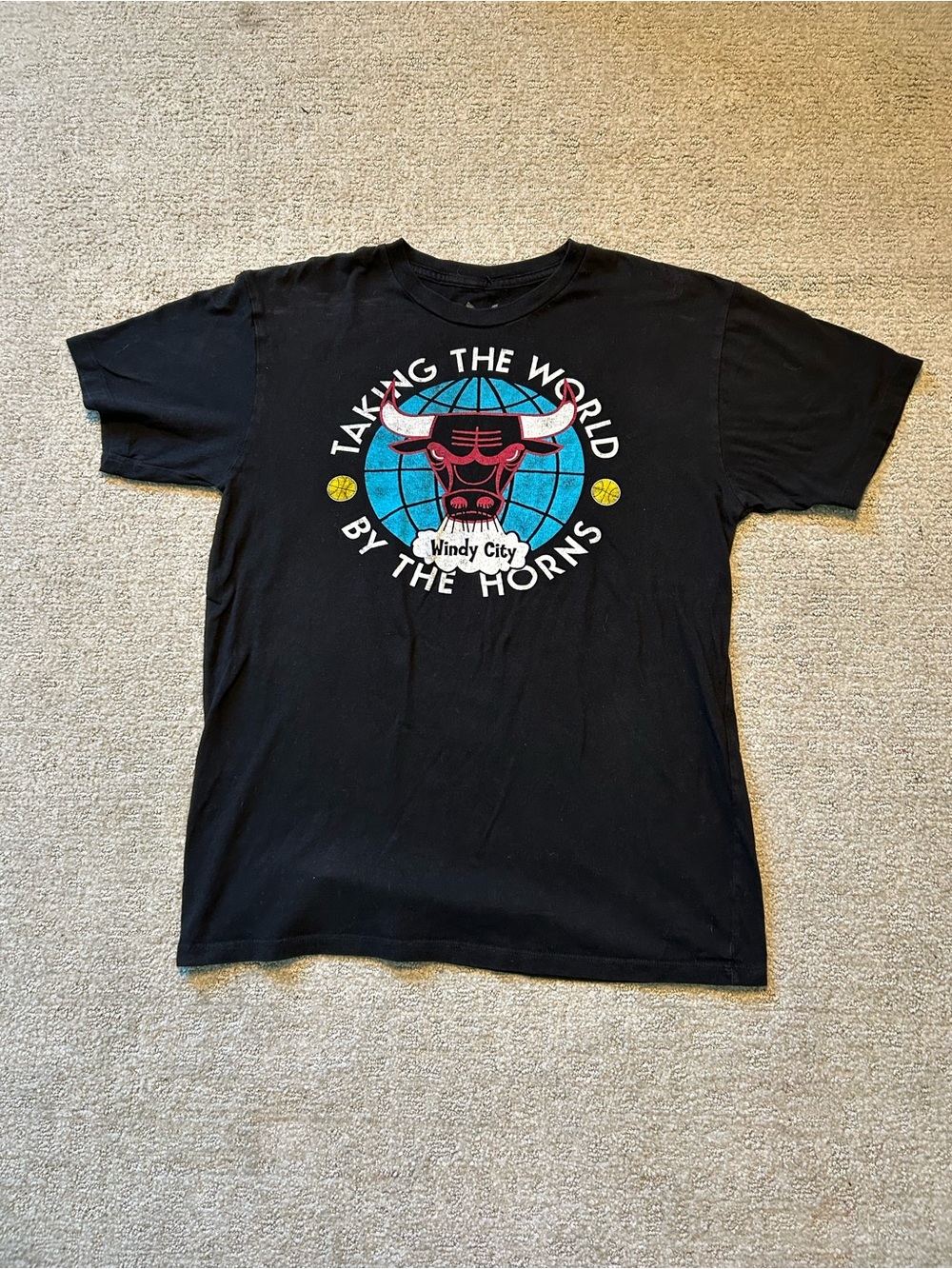 VTG Mustache Brigade x Hardwood Classics x Chicago Bulls Windy City T-shirt Sz L